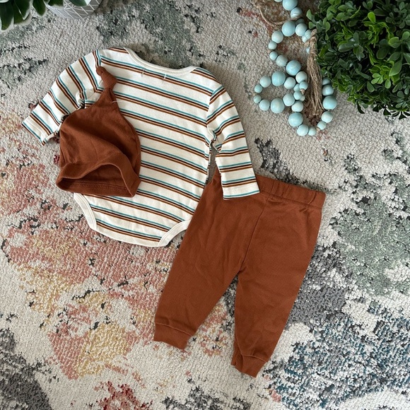 New Willow + Whimsy Baby Boy Organic 3-Piece Set Hat, Joggers Striped shirt 3-6m - Picture 10 of 16